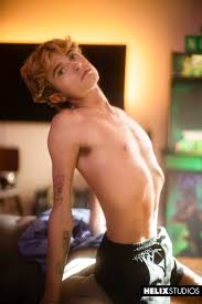 Tyler Moore Solo - Gay Porn Sky