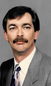 Raymond Rimmer's Instagram, Twitter & Facebook