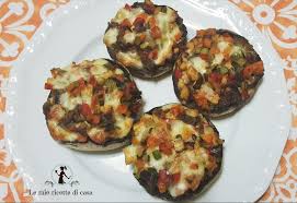 Mettete in forno a 200° per 20 minuti. Funghi Champignon Ripieni Di Verdure E Carne Le Mie Ricette Di Casa
