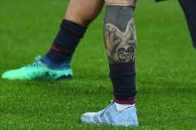 Lionel messi hat sich ein neues tattoo stechen lassen. Das Sind Die Schlimmsten Fussballer Tattoos