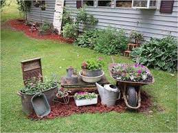 We've got ideas and inspiration for bedrooms, living rooms, kitchens, and more. 44 Erstaunlich Rustikale Gartenideen 94 Gartenterrasse Und Garten Pinterest 5 Rustic Gardens Rustic Landscaping Patio Garden