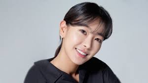 Kim Min Ju, ex miembro de IZ*ONE, protagonizaría una nueva película  romántica