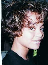 Asymmetrical Bob Highlights 80 S 90 S Asymmetrical Bob Hair Asymmetrical