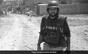 He became a journalist after a master's degree in mass communications from delhi's jamia milia islamia university. Bpdaltcnso3awm