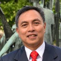 Ernest Galang's Instagram, Twitter & Facebook