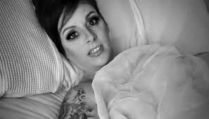 Nikki- jayne modeling