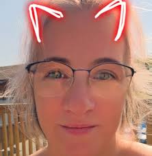 Most people screw themselves over because they feel like they're only  making progress if the scale is going down. If their measurements are going  down. If their pant size is going down.