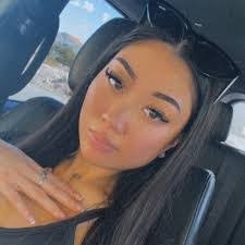 Ashley Prouty's Instagram, Twitter & Facebook