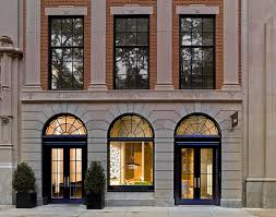This line features elegantly cutting edge designs with art deco inspired details and style. The Best Italian Furniture Stores Nyc Has To Offer Esperiri Milano