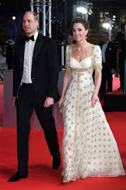 Dieser pinnwand folgen 120 nutzer auf pinterest. Herzogin Kate Und Prinz William Recycelte Outfits Fur Die Baftas