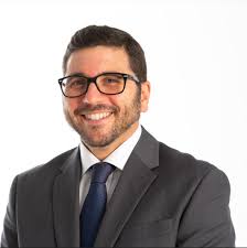 MANO A MANO CON EL DR. JUAN MARTÍN VIVES