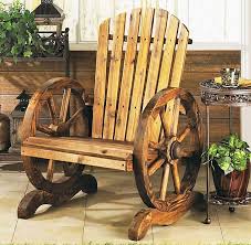 There are many uses for our wood wagon wheels from garden and yard décor, to functional yard carts and wagons, decorative yard carts and wagons. Pin By Heena Yevgeniya On Pallets Wood Wagon Wheel Decor Outdoor Chairs
