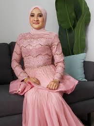 Watie turut memberitahu bahawa joey mahukan anak secepat mungkin namun dia memahami dengan kesibukan kerja saya tidak merancang kehamilan. Watie Elite Suami