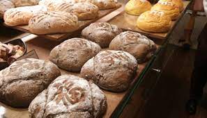 Ciabatta pertama kali dibuat oleh seorang baker bernama arnaldo cavallari pada tahun 1982 yang. Roti Imlek Keberuntungan Dan Harapan Cantik Tempo Co