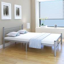 Ein stauraumbett mit schubladen und anderweitigem stauraum ist dafür geradezu. Vidaxl Bett Mit Matratze Grau Metall 140x200 Cm Gitoparts