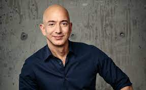 The new shepard, built by bezos' space company blue origin, is set to blast off from west texas on july 20. Jeff Bezos Wie Ein Mann 130 Milliarden Dollar Gemacht Hat