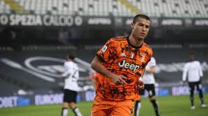 They have 13 wins, seven draws, and three losses with a 45:20 goal difference. Spezia Juventus 1 4 Doppio Ronaldo Trascina La Signora Sport Calcio Quotidiano Net
