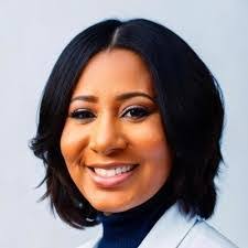 Carmen Colunga's Instagram, Twitter & Facebook