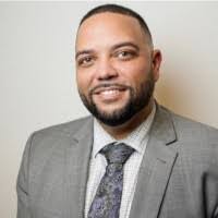 Robert Mata's Instagram, Twitter & Facebook