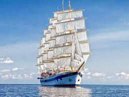 Les îles grenadines se prêtent parfaitement aux croisières en catamarans, la mer est turquoise et les croisières en catamaran sont l'idéal pour les découvrir les îles grenadines et les fameuses. Sailboat Or Catamaran Cruise In Grenadines With Crew