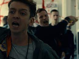 Bu filmi, filmin yönetmeni robin campillo'nun bir önceki filmi eastern boys ile kıyasladığımda 120 bpm'in bir tık daha aşağıda kaldığını söyleyebilirim. Beats Per Minute A Queer Film That Fights Back Frieze