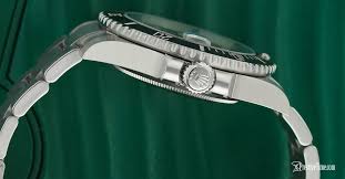 The rolex oyster perpetual submariner is a line of sports watches designed for diving and manufactured by rolex, and are known for their resistance to water and corrosion. Rolex Submariner Date Review Prestige Time Blog