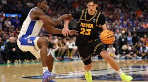Iowa Upsets Florida, Reaches Sweet 16 for First Time Since 1999