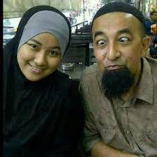 Info berguna buat rujukan para pembaca muslim, terutamanya peminat ceramah dan soal jawab agama oleh penceramah bebas terkenal malaysia iaitu ustaz azhar idrus. Gambar Santai Ustaz Azhar Idrus Di Luar Ceramah Azhan Co