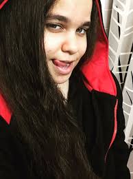 Making a sawnoob cosplay (｡・ω・｡)