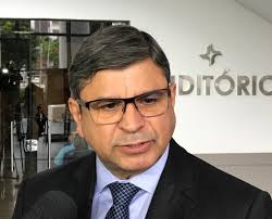 Juiz Federal Walter Nunes critica proposta de privatização de presídios