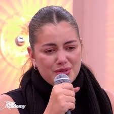 “Tu me manques, mais…” : Prise de sanglots, Maureen (Star Academy) fait un  aveu sur son couple avec son compagnon, Tom