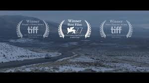 It is a gorgeous film that's alternately dreamlike in the way it captures the beauty of this country and grounded in its story about the kind of person we don't usually see in movies. Imdb Nomadland Official Trailer Facebook