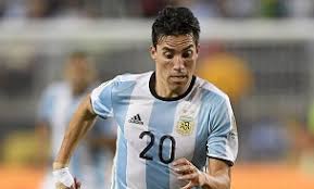 Augusto fernández is currently playing in a team cádiz. El Argentino Augusto Fernandez Puede Fichar Por El Cadiz C F Objetivo Cadiz