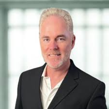 90% of companies say they'll return to the office by the end of 2024—but  the 5-day commute is 'dead,' experts say