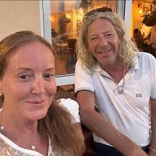 Suzanne Luker's Instagram, Twitter & Facebook