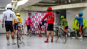 World sport visits japan to see what life is like inside the renowned keirin school. Inside Japanese Keirin 2 Racing Info Ft Shane Perkins Theo Bos And Matthijs Buchli Foe043 Youtube