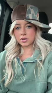 I’m crazy I admit😋#truckgirls #blondesdoitbetter #guyswhohunt