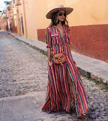 Voici une sélection de robes côté coupe, au rayon des robes longues printemps été, c'est la robe longue portefeuille qui remporte la palme. Soldes Robe Longue Ete 2020 En Stock