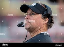 Houston, TX, USA. 16th Nov, 2019. Houston Cougars wide receiver Bryson  Smith (1) makes a catch during the 1st quarter of an NCAA football game  between the Memphis Tigers and the Houston