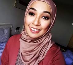 Misha omar / sze wan lyricist: Cantiknya Misha Omar Kini Berhijab