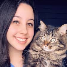 Adrienne Felix's Instagram, Twitter & Facebook