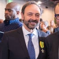 Lisa Risi's Instagram, Twitter & Facebook