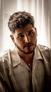 Jordan Gomez's Instagram, Twitter & Facebook