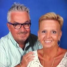 Candace Hicks Hairstylist, 5500 Adams Farm Ln, Greensboro, NC 27407, US