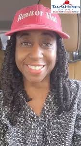 Tanya Cunningham's Instagram, Twitter & Facebook