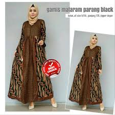 Baju gamis batik kombinasi brokat via bajugamislebaranku.blogspot.com. Download Gambar Desain Baju Gamis Batik Desaprojek