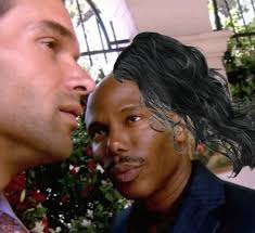 انتي متاكدة انو اخوك ...اكل ماسك الزبادي بالخيار العاملاهو لي كضيما-تك  وخاتاهو في رف التلاجة .. بس ماعندك دليل تثبتي عليهو الحاجة دي.. Alshreef  Alfadol Adam