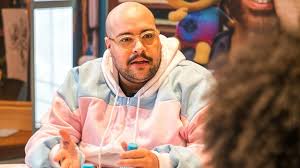 Confira as melhores entrevistas, ensaios, fotos, vídeos e. Tiago Abravanel Relata Vontade De Adotar Uma Crianca Temos Ate Quarto Reservado