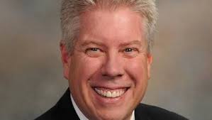 Sanders announces re-election bid