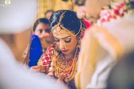 Diya Menon Karthik Subramanian Wedding Reception Highlights Celebrity Weddings Wedding Story South Indian Wedding
